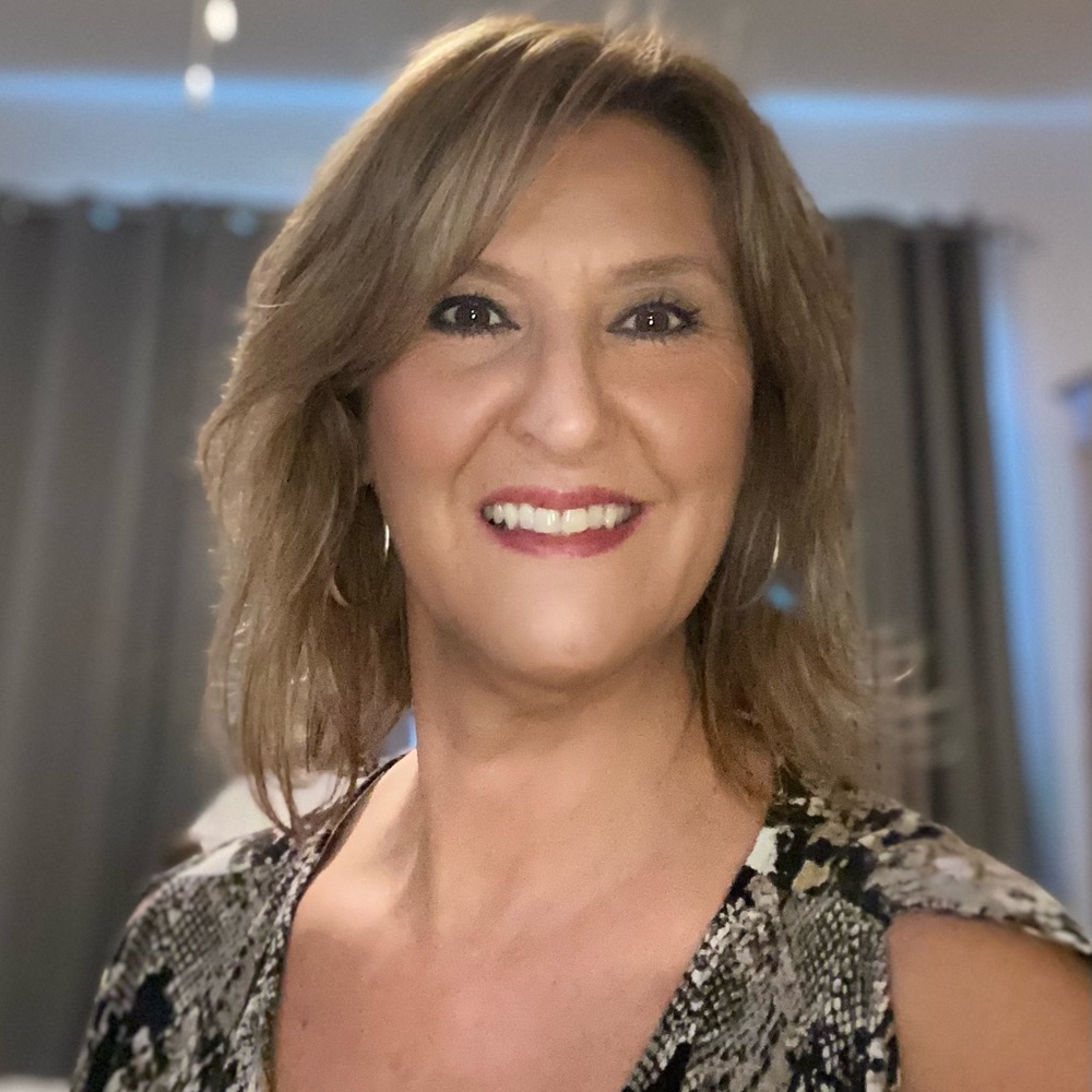 Meet your Posher, Denise
